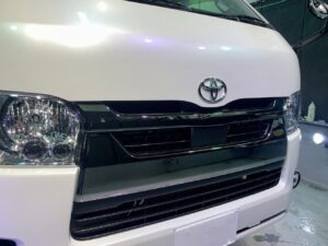 TOYOTA HIACE  コーティング & フィルム施工