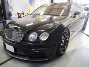 BENTLEY FLYINGSPUR　ホイールラッピング